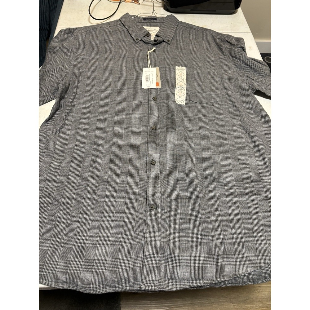 St. John's Bay Mens Button Front‎ Plaid Flannel XL Gray NWT
